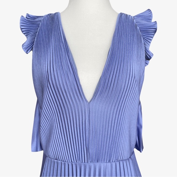 Flor et. al James Pleated Backless Gown Periwinkle Blue 8 NWT - Picture 6 of 17